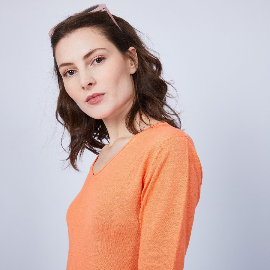 T-shirt uni en lin flammé col V - Mel
