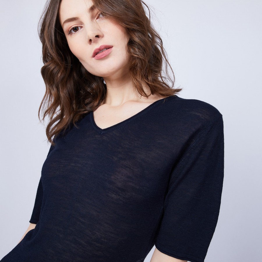 T-shirt uni en lin flammé col V - Mel