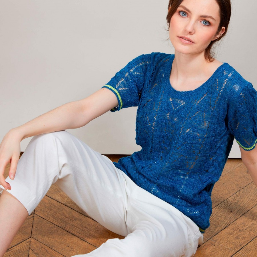 T-shirt tricoté en maille crochet - Claus 6995 azur/pollen - 06 Bleu moyen