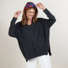 V-neck cashmere sweater with slits - Brendao
