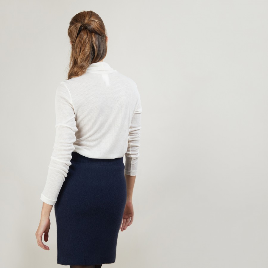 Short cashmere skirt - France