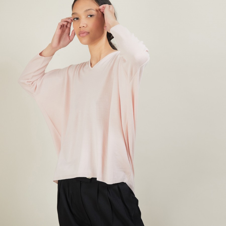 Sudan Withhold Confront Batwing-sleeves wool sweater