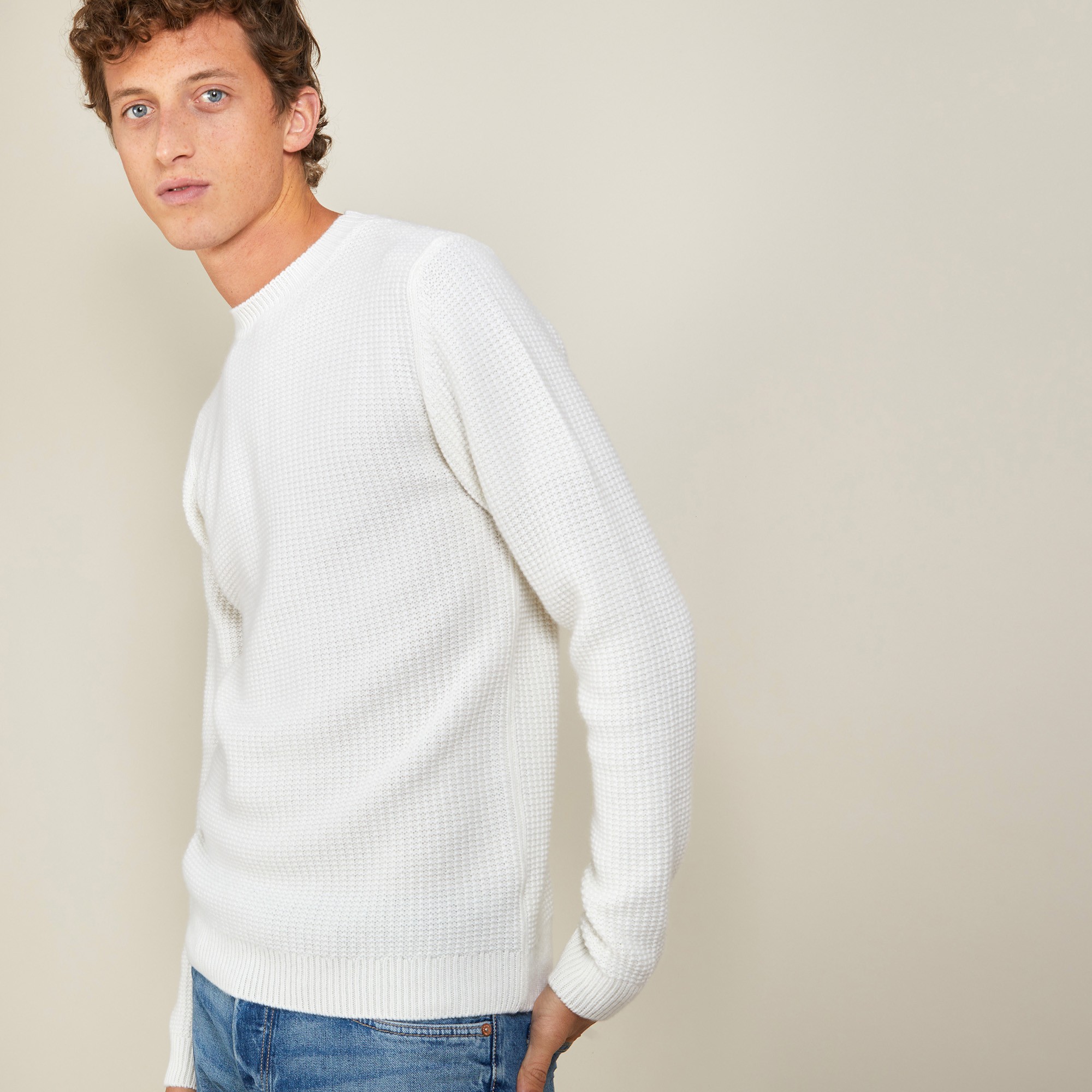 roundneck sweater