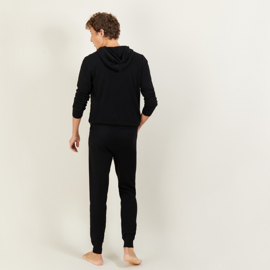 Linen pants and cashmere joggers for men Maison Montagut - Maison