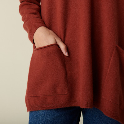 V-neck cashmere sweater with side slits - Accacia