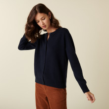 Cardigan en cachemire col rond boutonné - Adelys 7440 marine - 05 Bleu marine