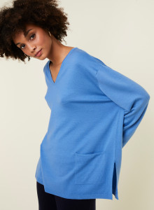 Loose V-neck sweater with pockets in merino wool - Albertine