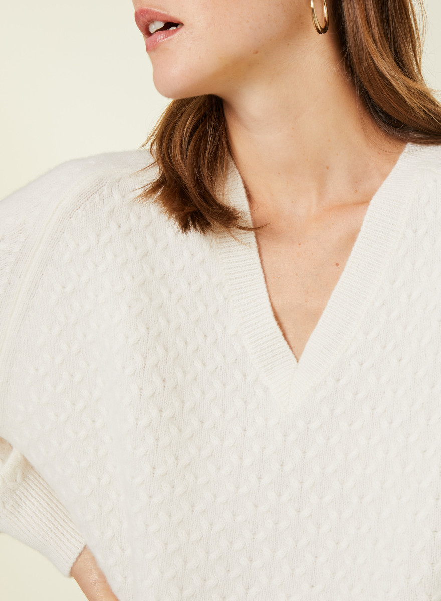 V-neck sweater with slits in cashmere dots - Giulia