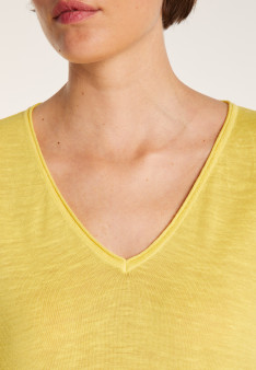 T-shirt ample col V - Malou 6461 acacia - 08 jaune