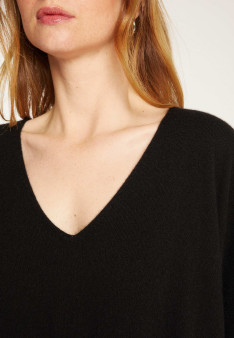 Oversized V-neck sweater in cashmere - Apolline