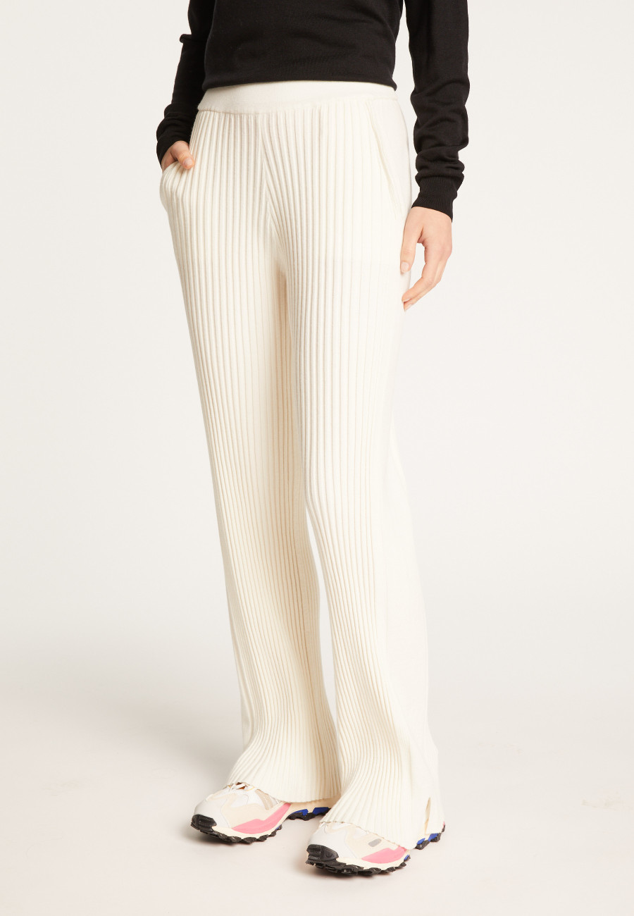 Pocket pants in wool blend - Carmen