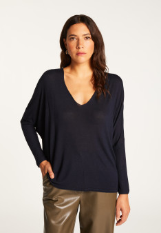 Oversized V-neck T-shirt in bamboo cashmere fiber - Rica