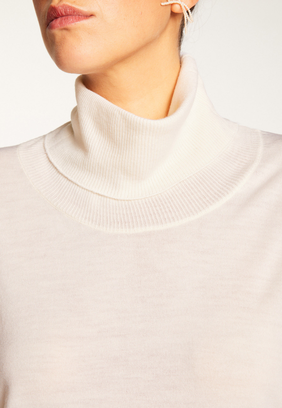 Turtleneck sweater in merino wool - Alisa