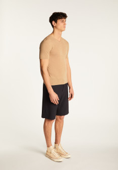 Cotton V-neck T-shirt - Reuben