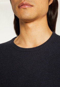 Pull col rond en cachemire pour homme