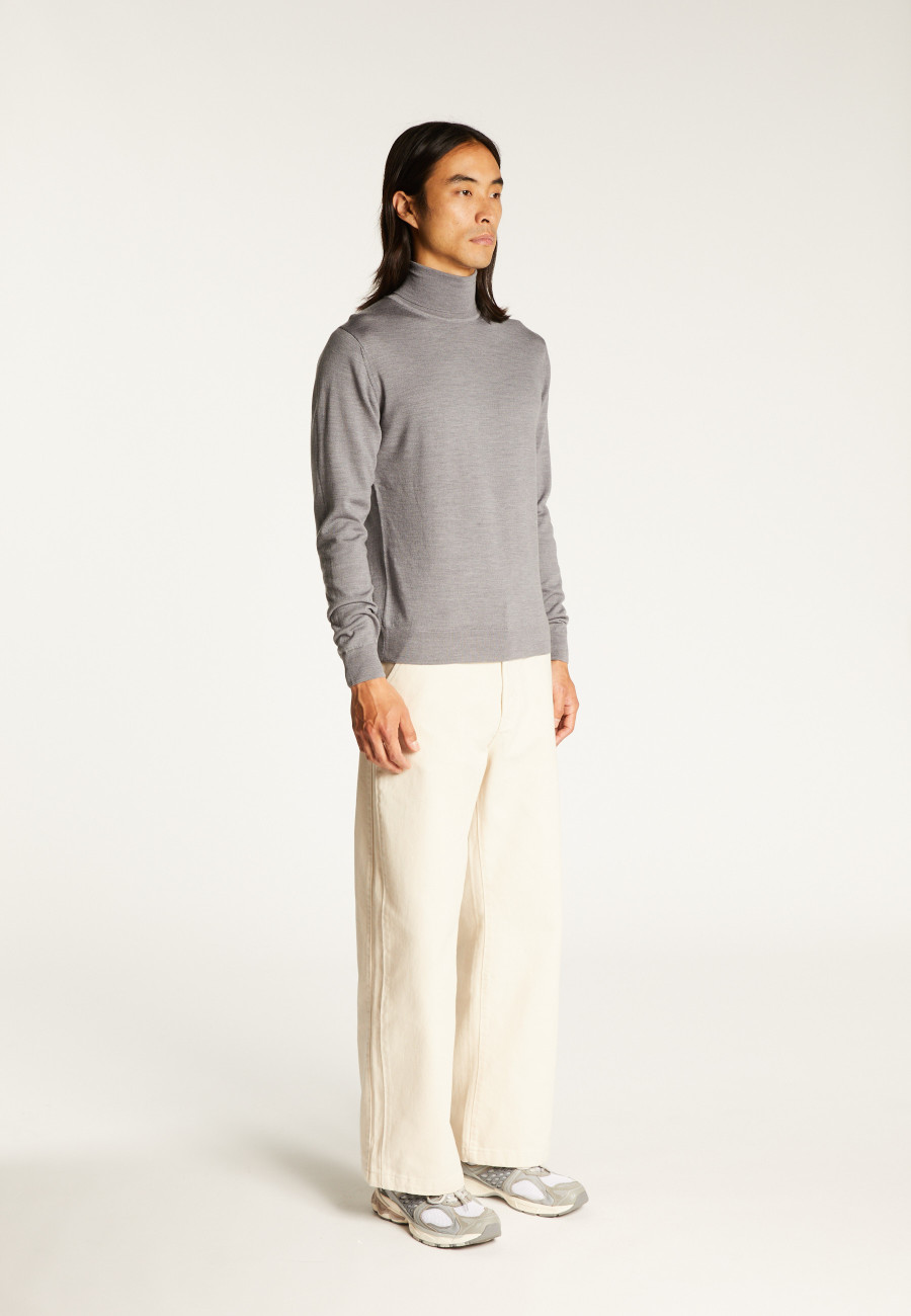 Turtleneck sweater with logo in merino wool - Enzo