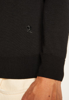 V-neck sweater with logo in merino wool