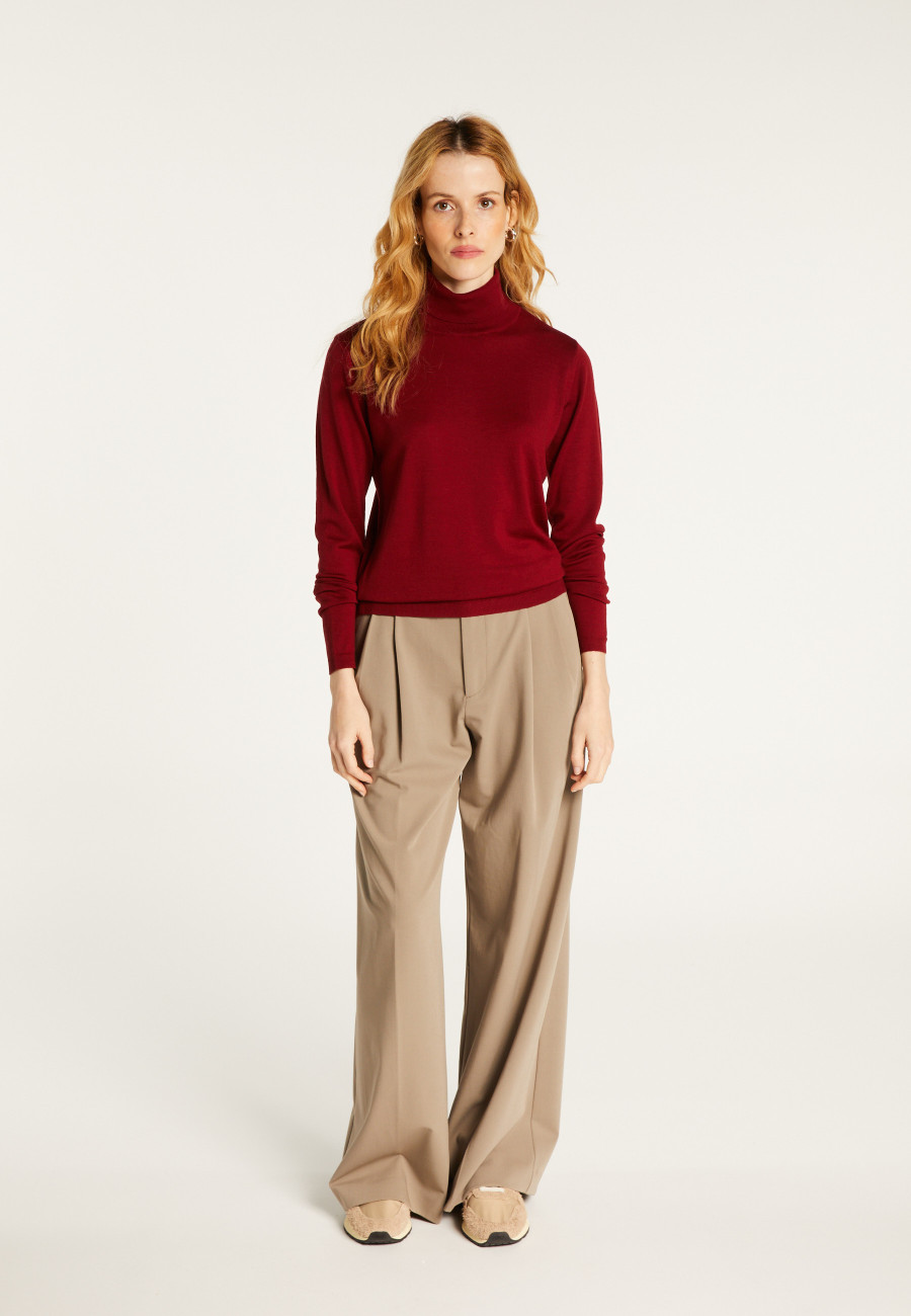 Roll-neck jumper in merino wool