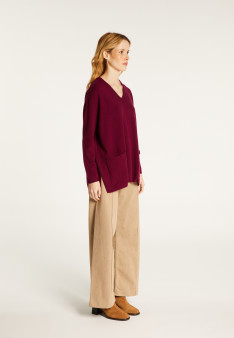 V-neck cashmere sweater with side slits - Accacia