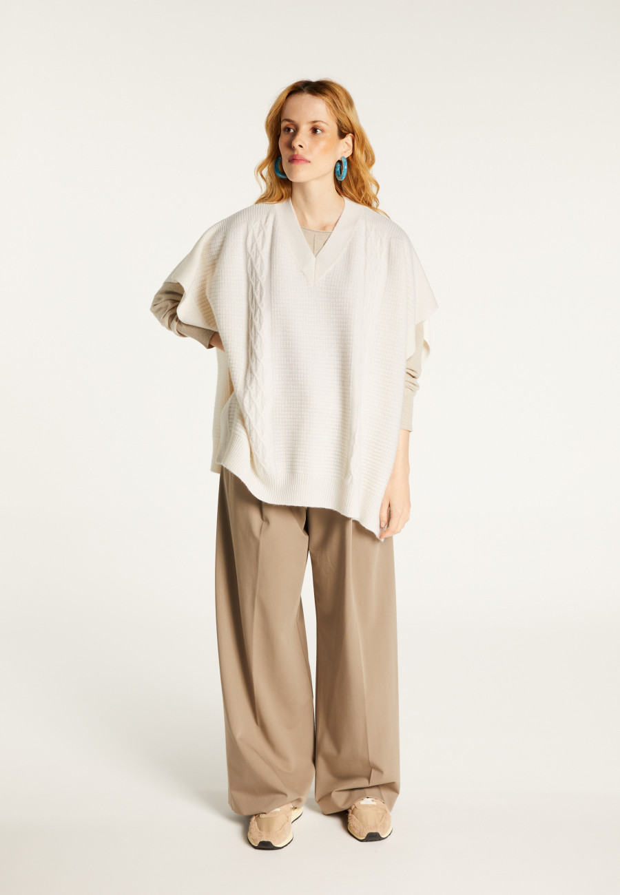 V-neck cape with cashmere dots - Gigi
