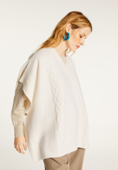 V-neck cape with cashmere dots - Gigi