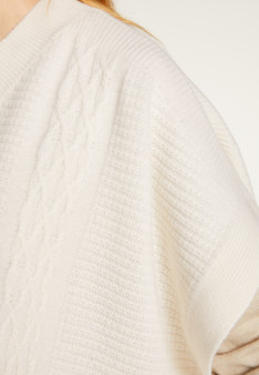 V-neck cape with cashmere dots - Gigi