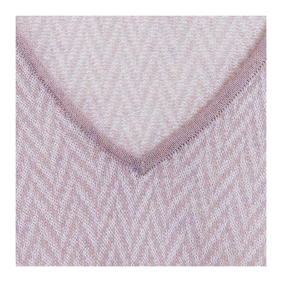 Graphic V-neck T-shirt Axel