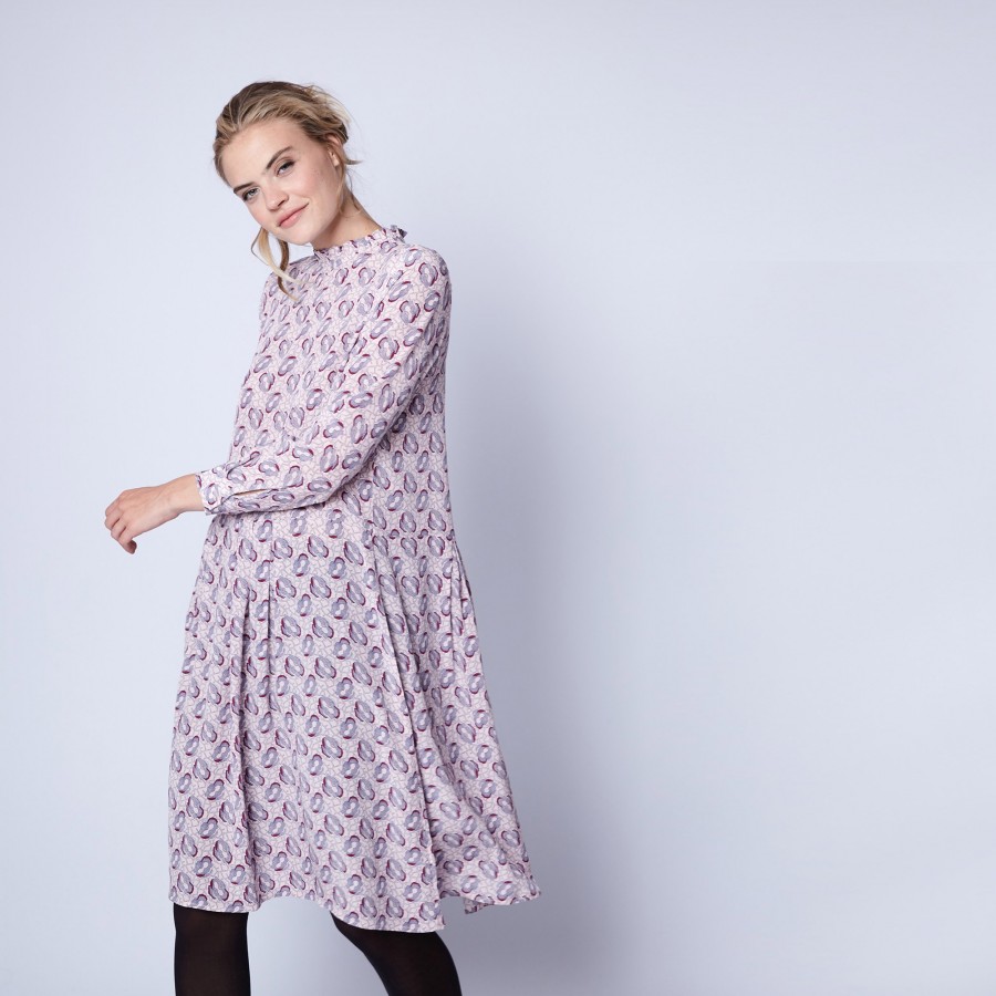 Robe en soie Emeraude 635757 6385 Nude - 85 Nude Robe en soie Emeraude 635757 6385 Nude - 85 Nude