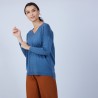 Pull col V en laine mérinos emmanchure droite - Bernice 6641 crique - 84 Bleu pétrole