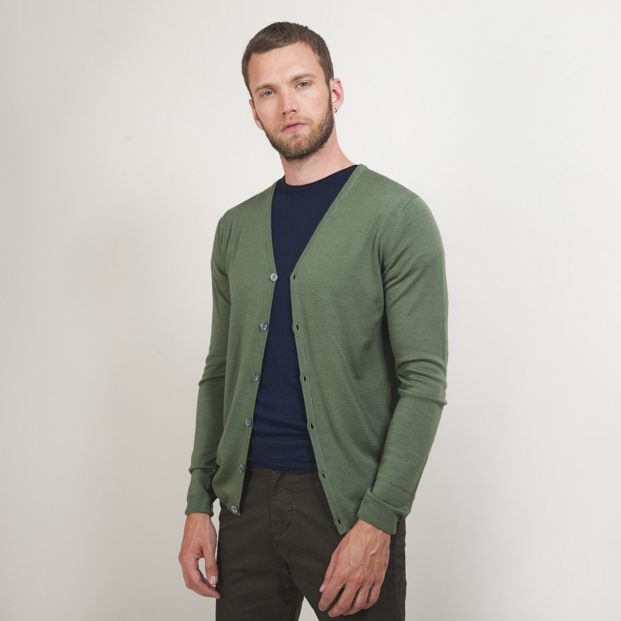 Gilet boutonné en laine - Brad 7050 bronze - 83 Kaki Gilet boutonné en laine - Brad 7050 bronze - 83 Kaki