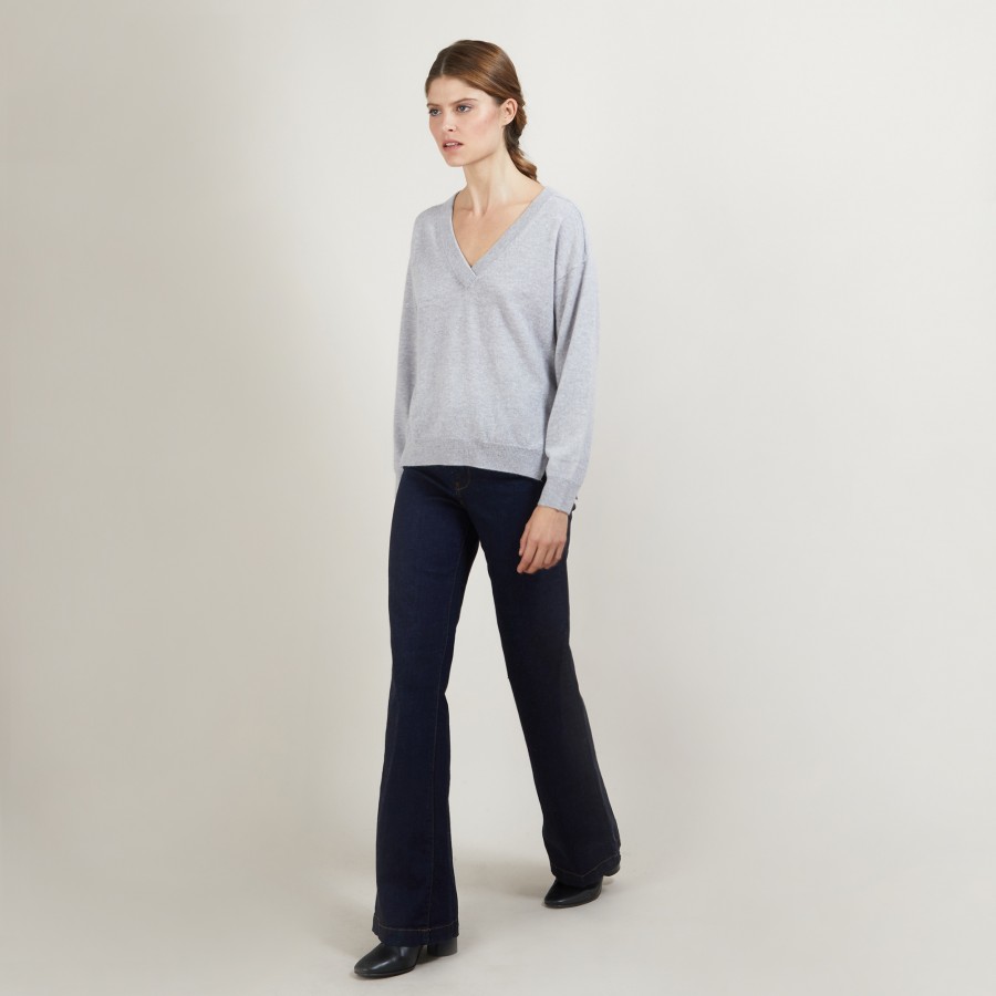 Cashmere V-neck sweater with slits - Barnabe Cashmere V-neck sweater with slits - Barnabe