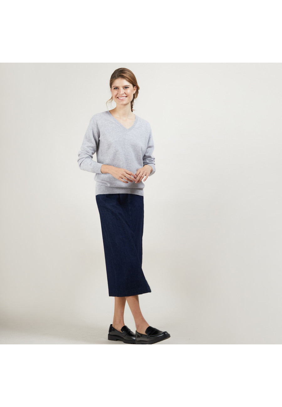 Pull col V en cachemire - Bertille 7013 vapeur - 09 Gris moyen Pull col V en cachemire - Bertille 7013 vapeur - 09 Gris moyen