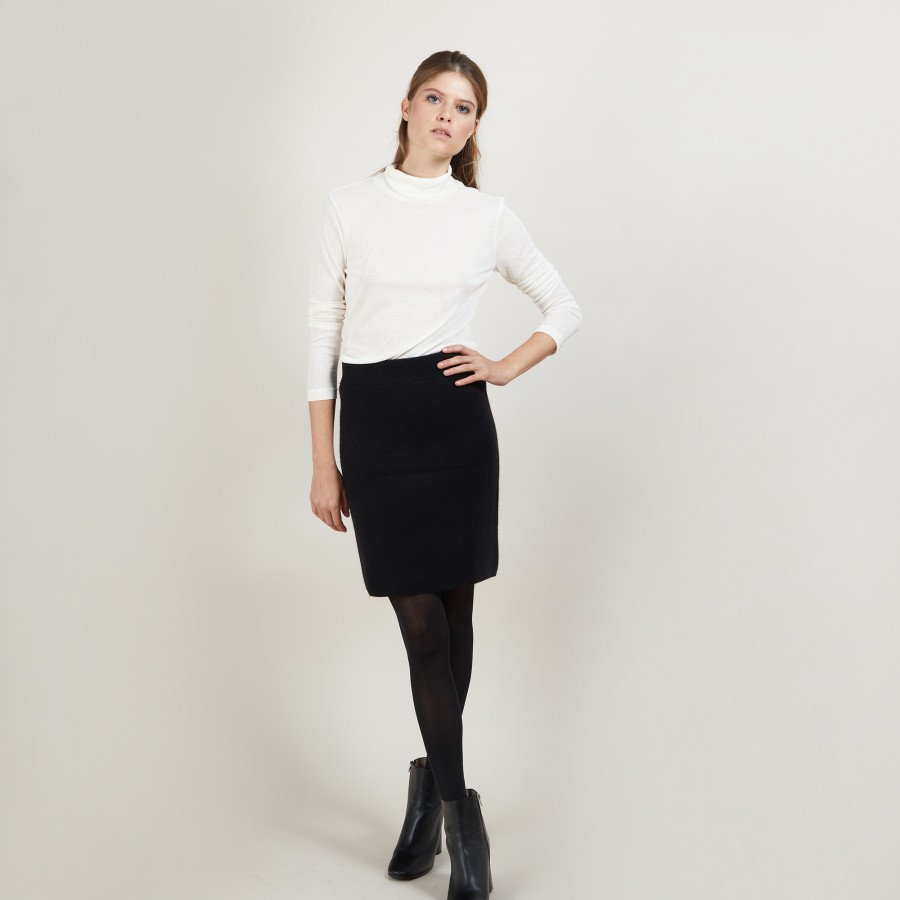 Short cashmere skirt - France Short cashmere skirt - France