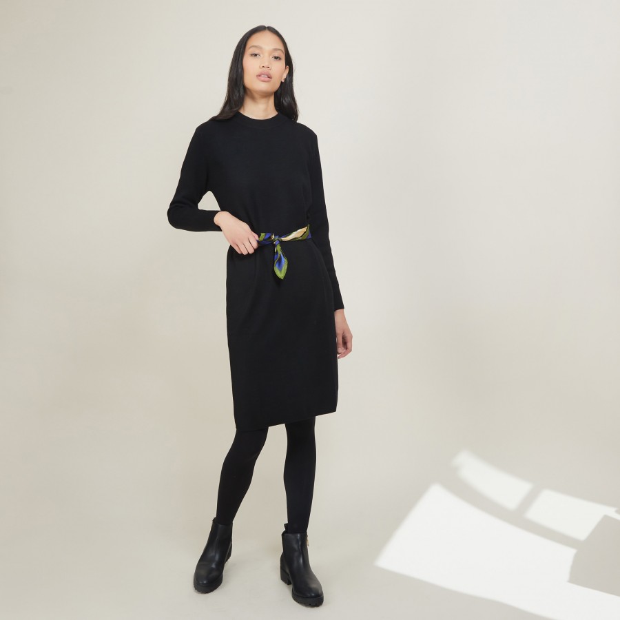 Wool dress with buttons on the shoulder - Frankie Wool dress with buttons on the shoulder - Frankie