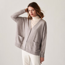 Buttoned V-neck cardigan with cashmere pockets - Achille