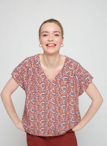 Short-sleeved patterned blouse in viscose warp and weft - Serena