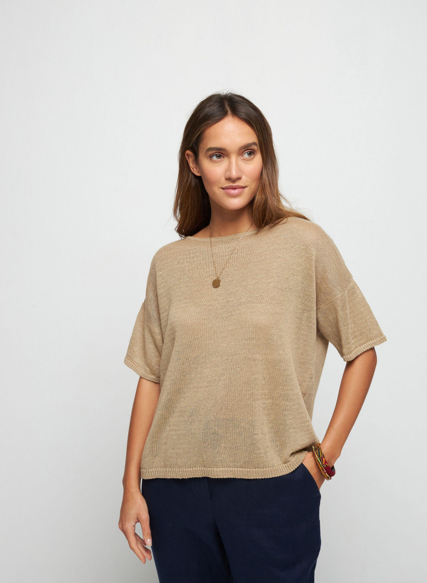 Linen Button Back T-Shirt - Tilla Linen Button Back T-Shirt - Tilla