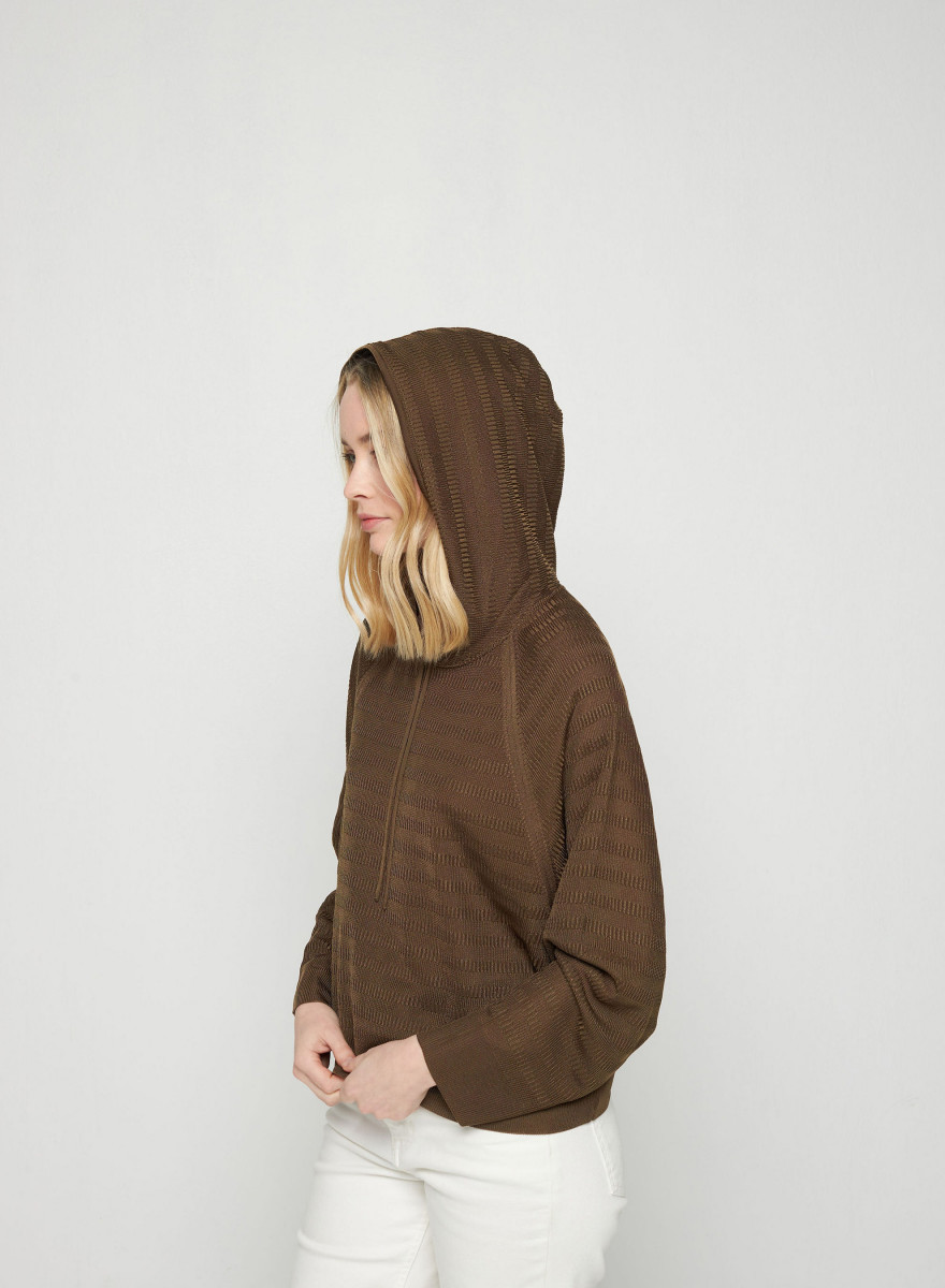 Polo manches longues et capuche en Fil Lumière-Sylla Polo manches longues et capuche en Fil Lumière-Sylla