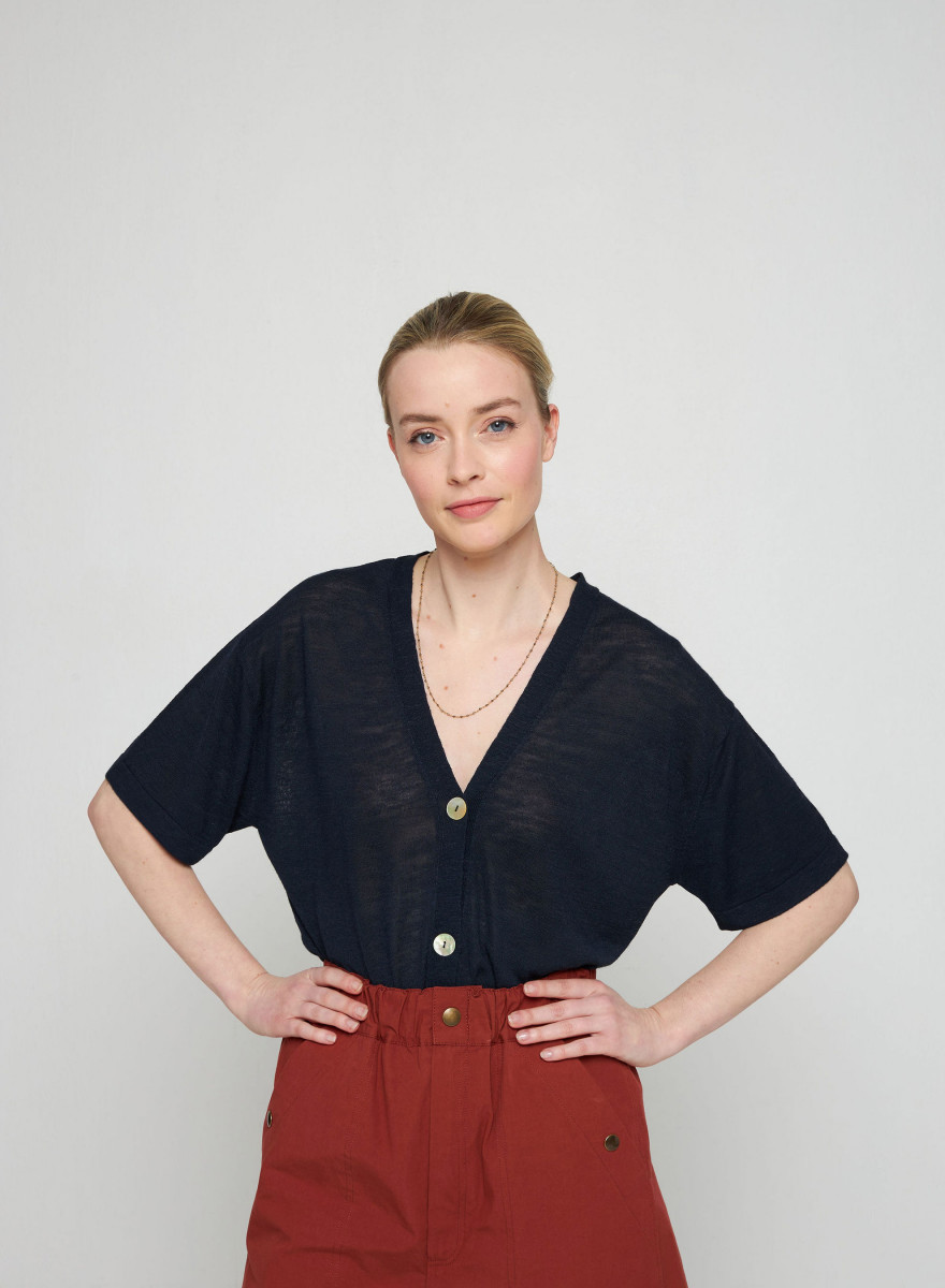 Gilet manches courtes en lin flammé - Tanya 7640 marine - 05 Bleu marine Gilet manches courtes en lin flammé - Tanya 7640 marine - 05 Bleu marine