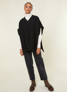 V-neck cape with cashmere dots - Gigi