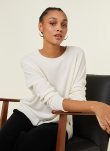 Loose-fit buttoned cashmere round-neck sweater - Acene