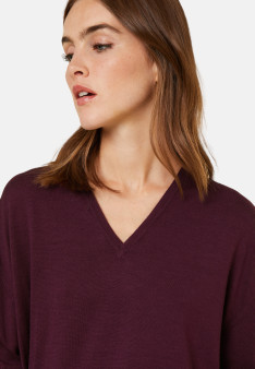 Pull col V à fentes en laine mérinos - Aurora 7882 prune - 18 Violet foncé