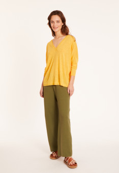 Oversized v-neck flamed linen t-shirt - Beja
