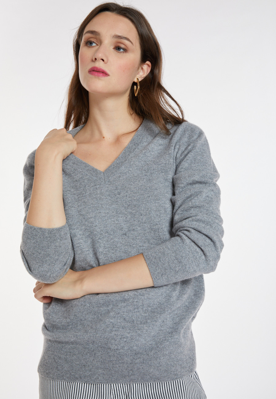 Pull col V en cachemire - Abel 8211 Pull col V en cachemire - Abel 8211