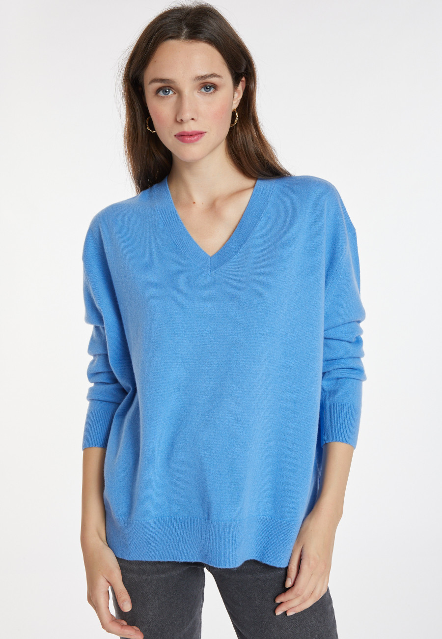 Loose sweater with V-neck slits in cashmere - Alienor Loose sweater with V-neck slits in cashmere - Alienor
