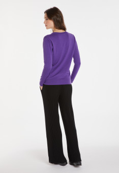 Pull col V en laine mérinos - Arya 8290