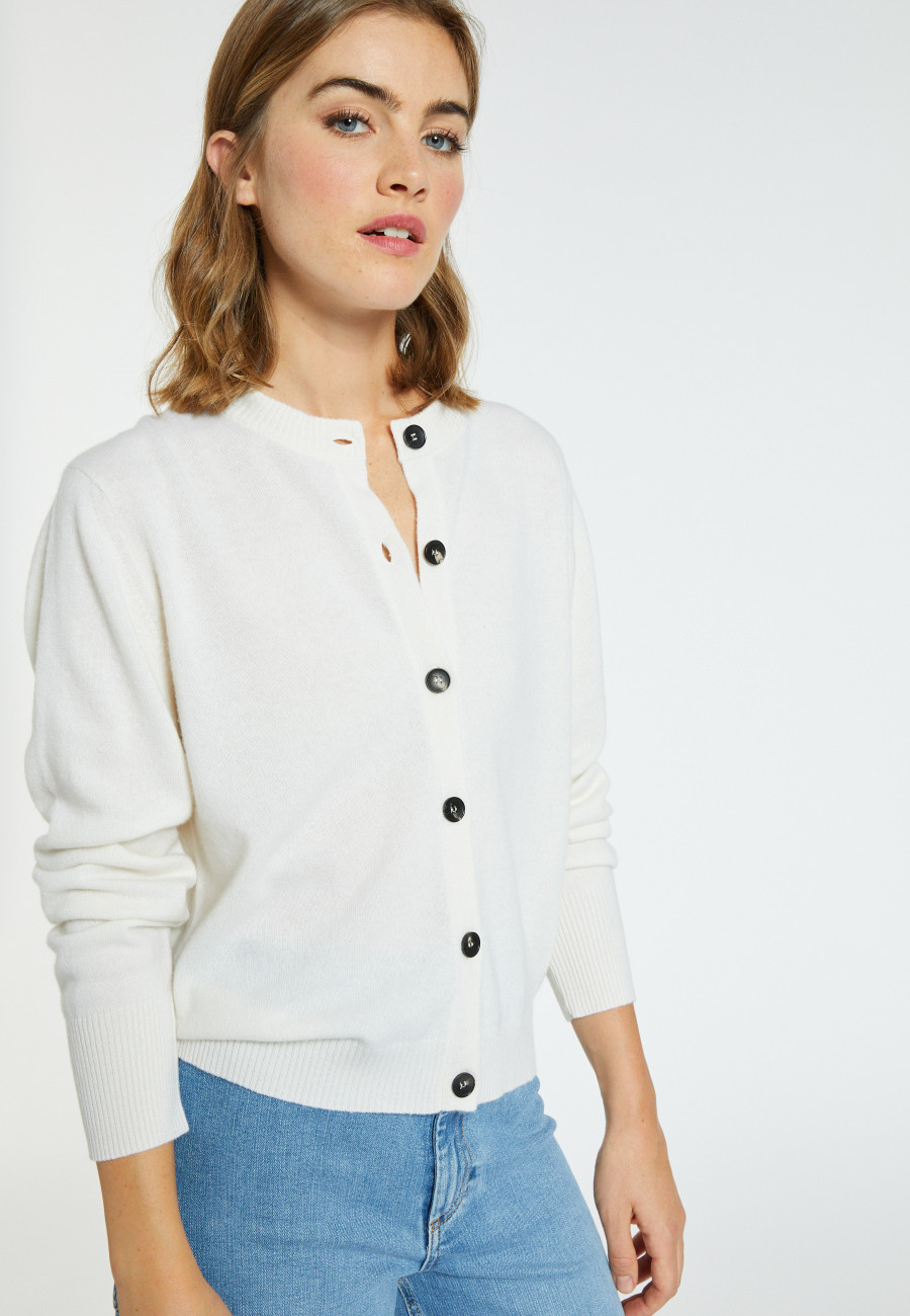 Cardigan boutonné en cachemire - Ari 8201 Cardigan boutonné en cachemire - Ari 8201