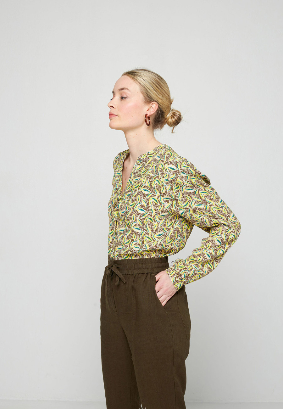 Chemisier manches longues à motifs en chaine et trame viscose - Seina 7723 kaki - 83 Kaki Chemisier manches longues à motifs en chaine et trame viscose - Seina 7723 kaki - 83 Kaki