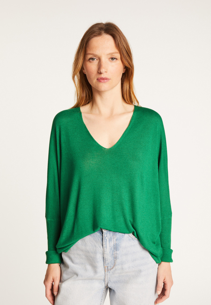 Oversized V-neck T-shirt in bamboo cashmere fiber - Rica Oversized V-neck T-shirt in bamboo cashmere fiber - Rica
