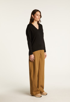 Merino wool V-neck sweater with slits in merino wool - Aurora